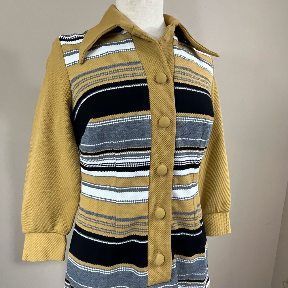 Vintage | Striped Long Sleeved Vintage Dress - Picture 2 of 6